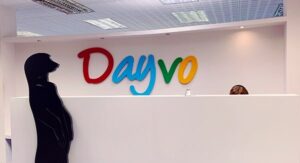 Dayvo opiniones Community Manager